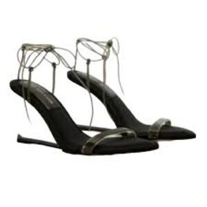 Good American Women’s‎ Black Neoprene Pointy Toe Strappy Clear Heel Shoes size 9